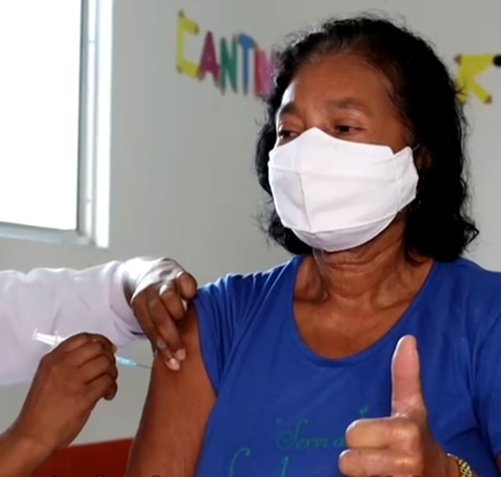 Leia mais sobre o artigo *Iniciamos o primeiro dia da nova campanha de vacinação contra a Covid-19, que protege contra a cepa original e todas as variantes do coronavírus.*  *A campanha segue até o dia 7 de março, então aproveite para atualizar o seu esquema vacinal e proteja-se!* 😃  *#ZezildoAlmeida #SantaHelena #Saúde*