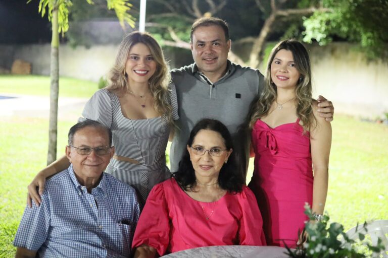 Leia mais sobre o artigo *Essa é a homenagem que faço a todas as mulheres helenenses demonstrando todo o meu respeito as verdadeiras fortalezas que ajudaram na construção da cidade de Santa Helena*