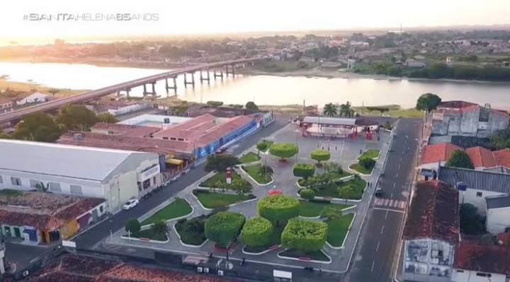 Leia mais sobre o artigo *Cidade do meu orgulho, lugar único e especial que sempre tem algo de bom para oferecer e amparar a todos. Parabéns, minha querida Santa Helena! hoje inicia as comemorações do seu aniversário.*