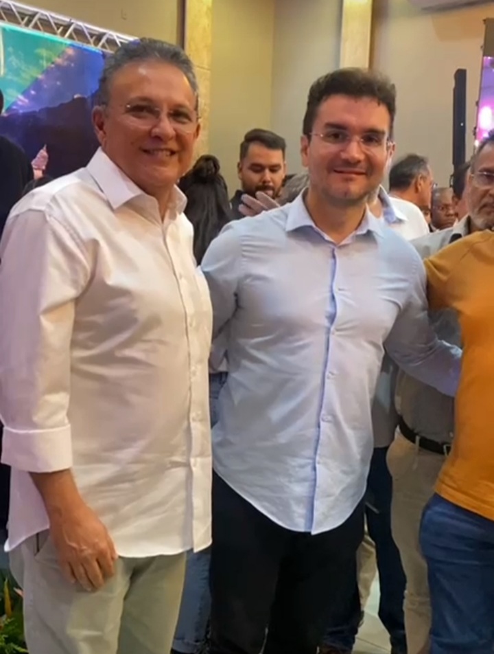 Leia mais sobre o artigo *Cerimônia de abertura de projeto que visa a ampliação e promoção de turismo, emprego e renda, é aberta com a fala do Governador Carlos Brandão anunciando o lançamento do Ava Qualifica Turismo com o apoio de Natalino Salgado. Presentes ao evento o Ministro do Turismo Celso Sabino e o Prefeito Zezildo Almeida representando Santa Helena que também fará parte do polo turístico.*