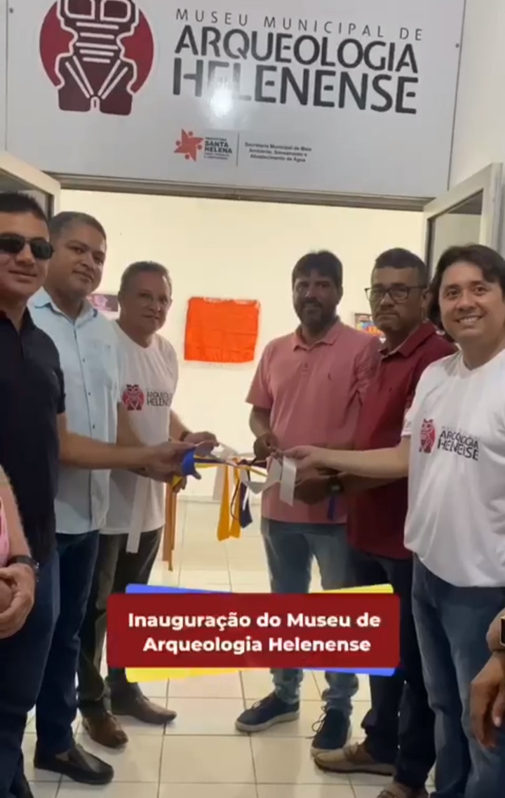 Leia mais sobre o artigo *A inauguração do Museu da Arqueologia Helenense foi um momento histórico para memória de nosso povo. Assim o Prefeito Zezildo Almeida deixa mais uma vez seu nome gravado na história da cidade.*