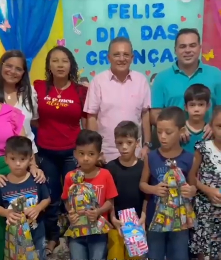 Leia mais sobre o artigo *Mais um mês de festividade, solidariedade e valorização das crianças cumprido com êxito na administração do Prefeito Zezildo Almeida e do Vice-prefeito Joãozinho Pavão*