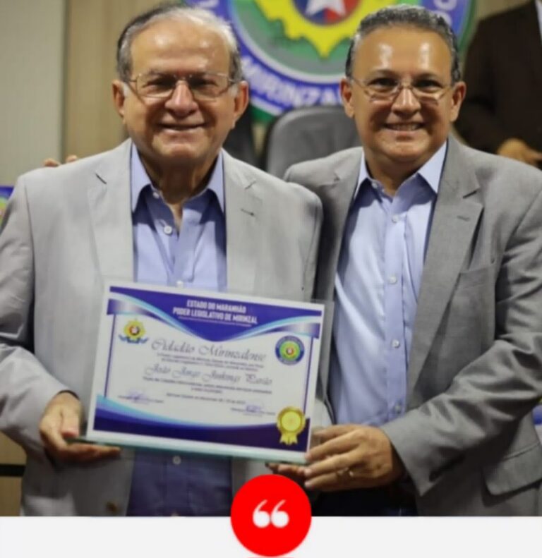 Leia mais sobre o artigo Hoje é aniversário de um dos maiores expoentes da política helenense, o Conselheiro Joâo Jorge Jinklins Pavão  Também o grande filho, pai e amigo que jamais esquece suas raízes e muito honra Santa Helena. Deus sabe das coisas e você é uma benção.  Que essa data cheia de alegria, saúde e proteção divina se realize por muitos anos, é o que eu e todos os helenenses desejamos.