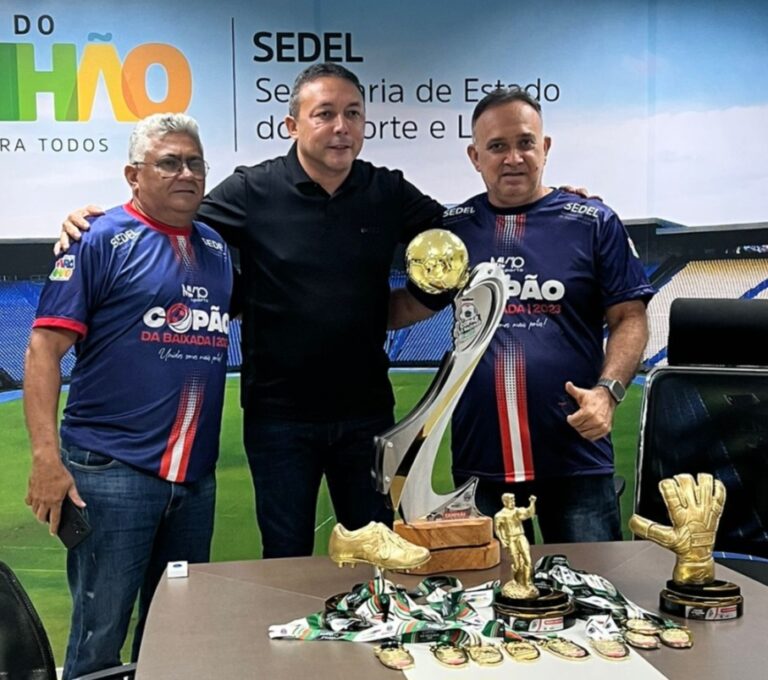 Leia mais sobre o artigo *Sábado 25/11 às 16h em Pinheiro no Estádio Municipal  Costa Rodrigues, será realizado a grande final do Campeonato de Futebol Copão da Baixada. O Secretário Municipal de Esportes de Santa Helena e Vice-presidente da LBF-MA. Joãozinho Peixoto e o Presidente Filemon, convocam à todos para o duelo final entre São Bento X Mirinzal.*
