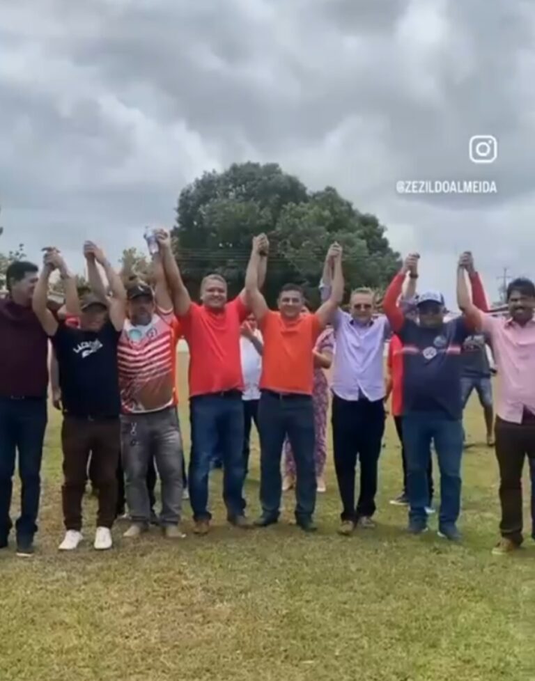 Leia mais sobre o artigo *Prefeito Zezildo Almeida entrega no bairro da Morada Nova, a Arena Esportiva Padre William toda reformada.*