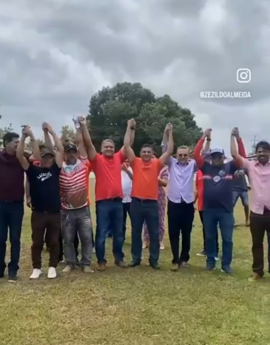 No momento, você está visualizando *Prefeito Zezildo Almeida entrega no bairro da Morada Nova, a Arena Esportiva Padre William toda reformada.*