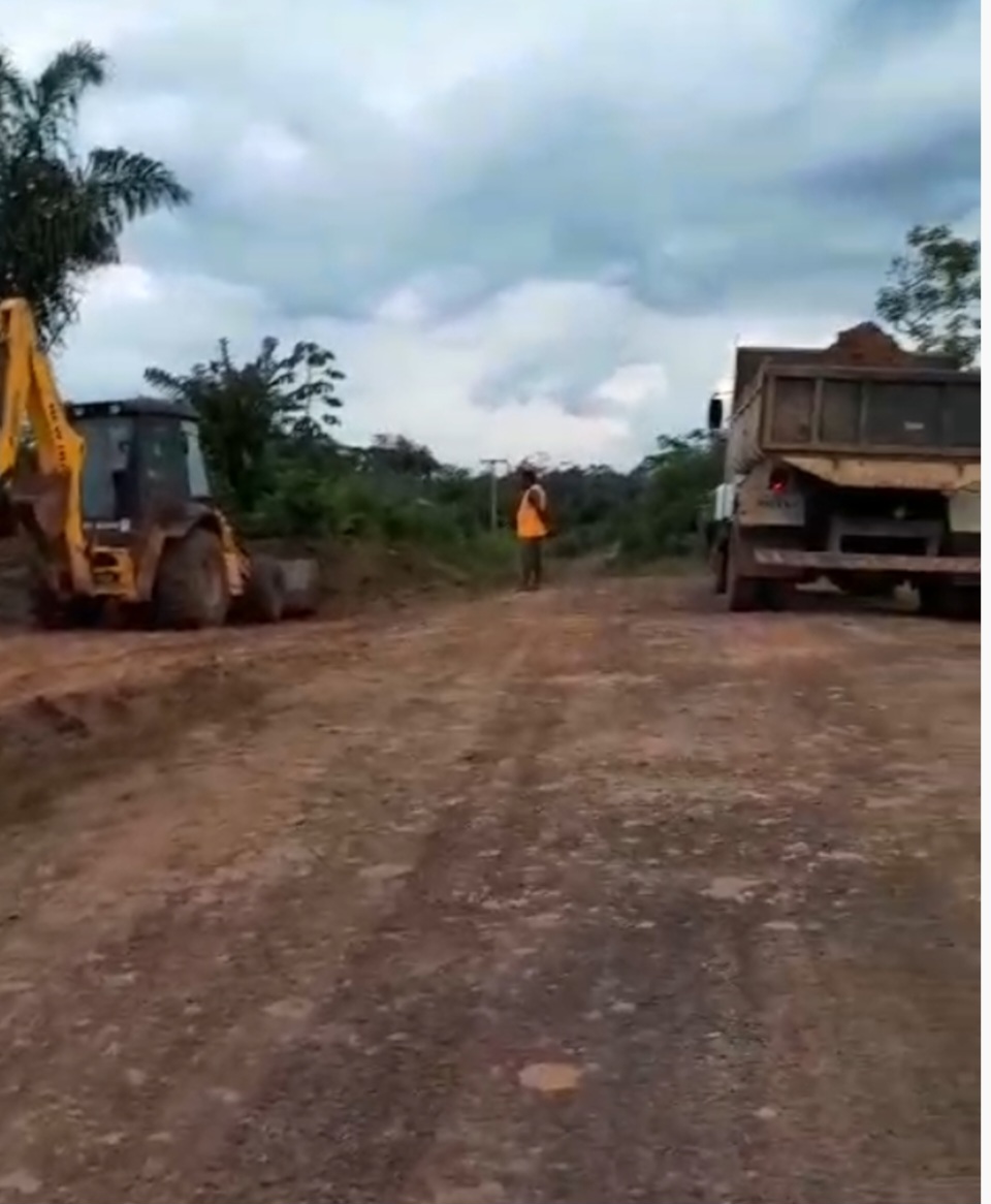 No momento, você está visualizando *A operação de recuperação de ruas e estradas vicinais do Município Helenense continua a todo vapor, “União, Trabalho e Compromisso”.*