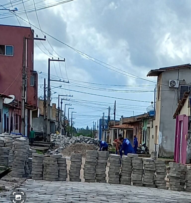 Leia mais sobre o artigo *As Obras seguem a  todo vapor em Santa Helena, com isso Sociedade helenense vem demonstrando muita satisfação com a Gestão Zezildo Almeida*