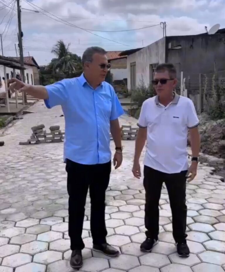Leia mais sobre o artigo *Prefeito Zezildo Almeida vistoria obras em fase de conclusão na Ponta da Areia*