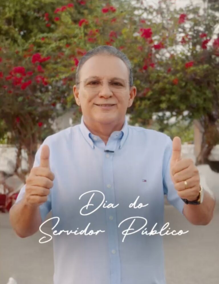 Leia mais sobre o artigo *Mensagem do Prefeito Zezildo em homenagem ao dia do Servidor Público:* “No Dia do Servidor Público, deixo minha mensagem de carinho e gratidão a todos os profissionais que ajudam a construir uma Santa Helena melhor a cada dia. Muito obrigado!”  #ZezildoAlmeida #SantaHelena  #DiaDoServidorPúblico