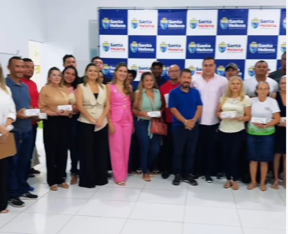 No momento, você está visualizando *Secretaria Municipal de Saúde de Santa Helena-MA. realiza entrega de Smartphones aos Agentes Comunitários de Saúde e reforça compromisso com a modernização dos serviços.*