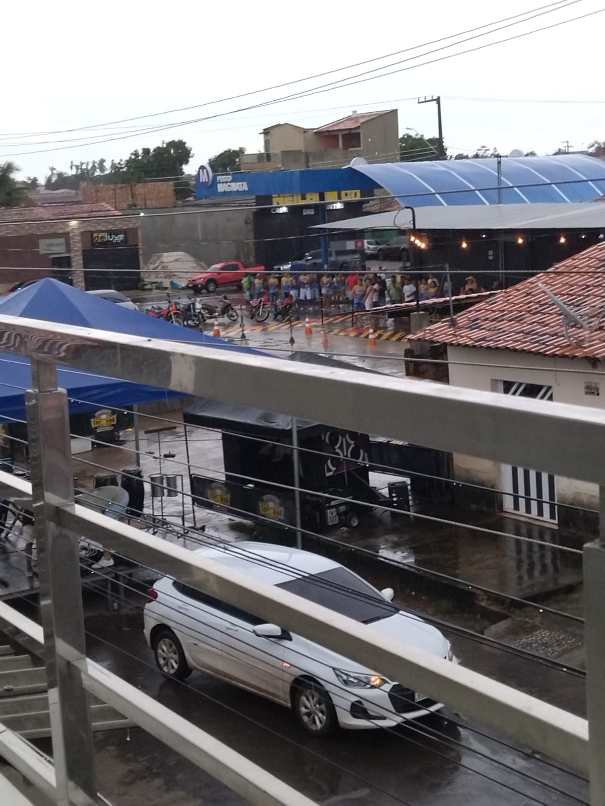No momento, você está visualizando *Furo de reportagem: Bloco da Caravana liderado por Josinaldo Moraes foi um fracasso retumbante. Essa vergonha vai ser paga no crédito, no débito, no pix ou boleto?*