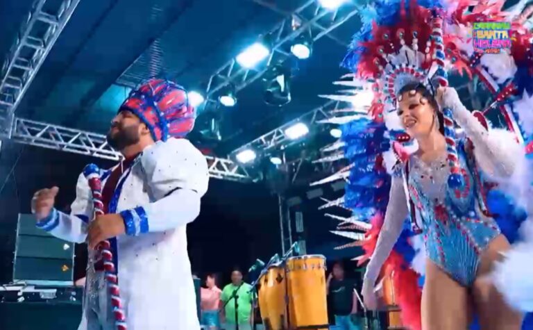 Leia mais sobre o artigo 💃🏽 *A festa continua! A Chave da Cidade foi entregue e agora o*  👑 *Reinado é de Momo e a faixa é da* 👸🏽 *Rainha do Carnaval. Foi uma noite inesquecível. Vem se divertir conosco. 🎭#Alegria e DiversãoSantaHelenaTem.*