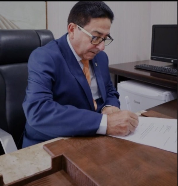 No momento, você está visualizando *Mais do mesmo: Hemetério Weba protocola pedido de Arenas Esportivas para os municípios de Nova Olinda, Mirinzal, Presidente Médici e Junco do Maranhão na Assembleia Legislativa e deixa mais uma vez Santa Helena, sua terra natal, de fora.*