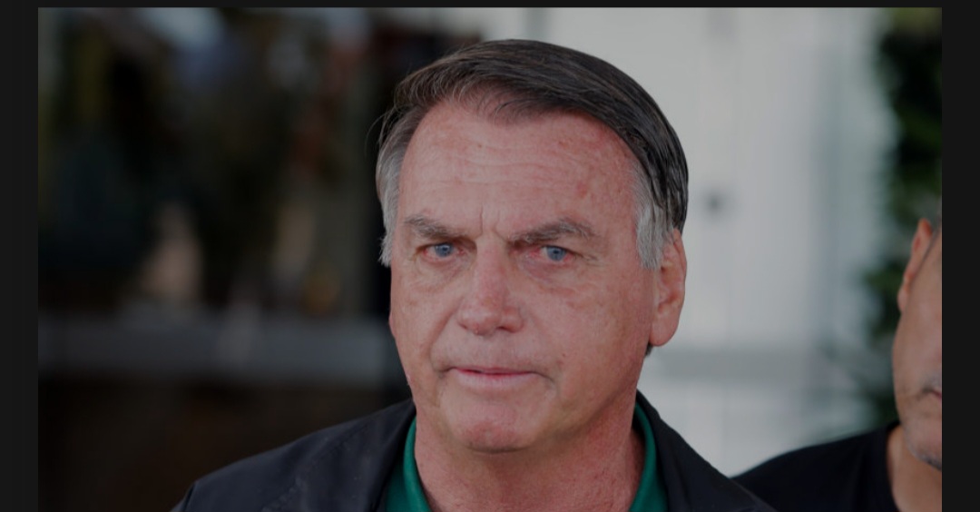 Leia mais sobre o artigo *STF forma maioria para tornar Bolsonaro e aliados réus por suposta tentativa de golpe de Estado*