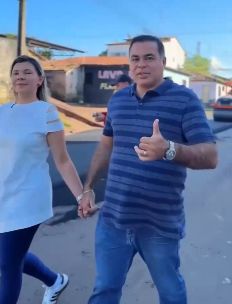 Leia mais sobre o artigo *Prefeitura inicia a  primeira etapa da maior obra de pavimentação da história helenense com o Prefeito Joãozinho Pavão acompanhado tudo de perto.*