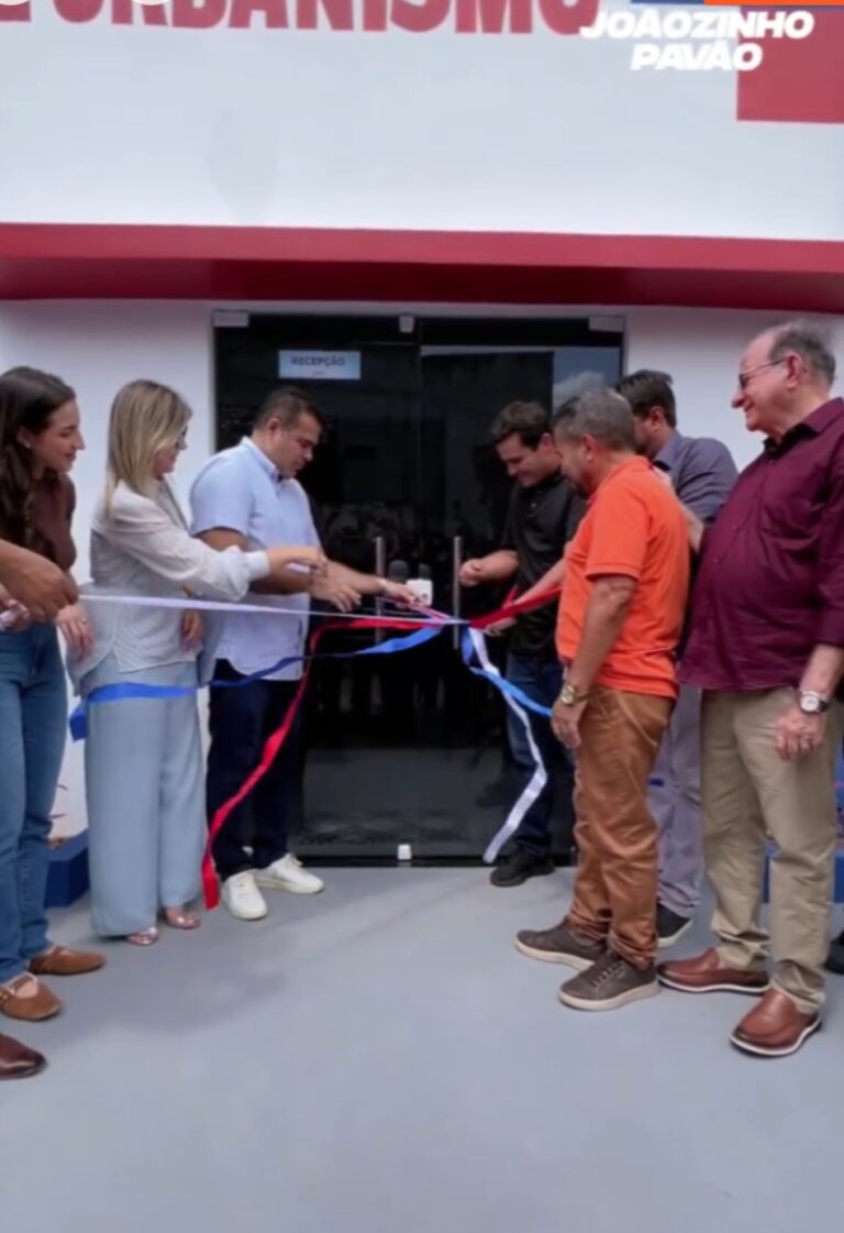 Leia mais sobre o artigo *Prefeito Joãozinho Pavão entrega nova sede da Secretaria de Infraestrutura e Garagem Municipal*