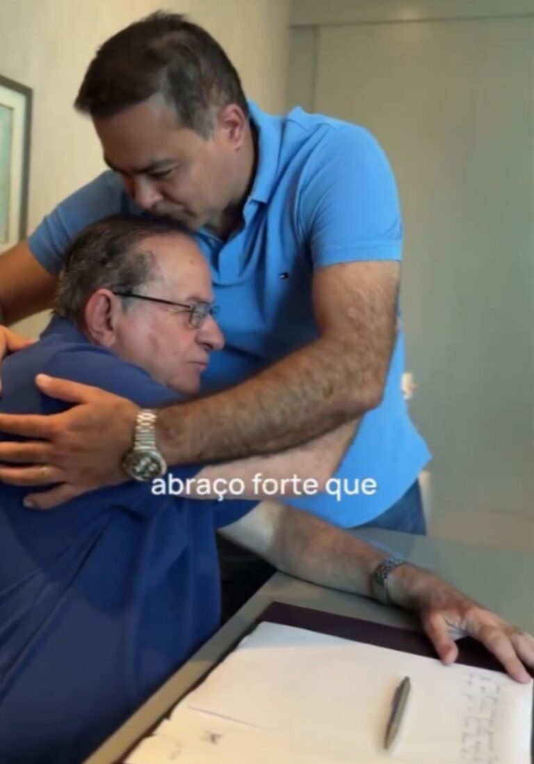 Leia mais sobre o artigo *Joãozinho Pavão entra para a história como o primeiro prefeito a levar Wi-Fi gratuito à rede de saúde de Santa Helena*