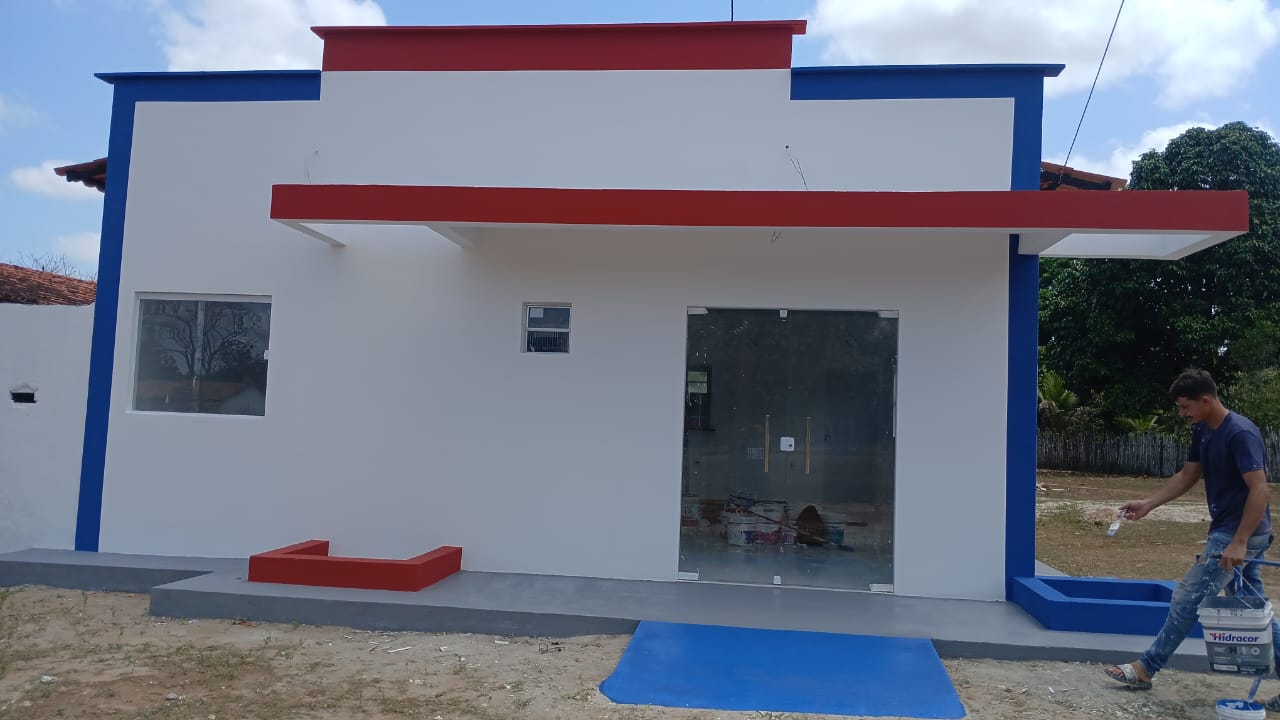 No momento, você está visualizando O TRABALHO NÃO PARA! 💥 O novo Posto de Saúde do São Francisco já está na reta final — obra acelerada e do jeito que o povo merece.  O prefeito Joãozinho Pavão acompanha tudo de perto pra entregar uma unidade moderna, equipada e com atendimento rápido e humanizado.  É mais dignidade, mais saúde e menos deslocamento pro povo do São Francisco. É entrega de verdade. É resultado na porta do povo! 💙🚀