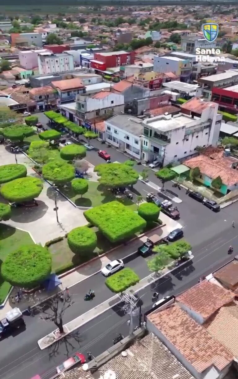 Leia mais sobre o artigo ✨ *Santa Helena-MA faz jus ao título honorífico de “Pérola do Turi”* ✨  *A cidade vive uma fase de transformação, com obras de infraestrutura e serviços de limpeza urbana intensificados no início da gestão do prefeito Joãozinho Pavão.* *As ações garantem mais organização, mobilidade, segurança e qualidade de vida para a população.*