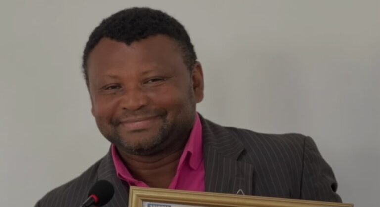 Leia mais sobre o artigo *Turilândia mergulha no caos institucional e passa a ser governada por presidente da Câmara em prisão domiciliar*