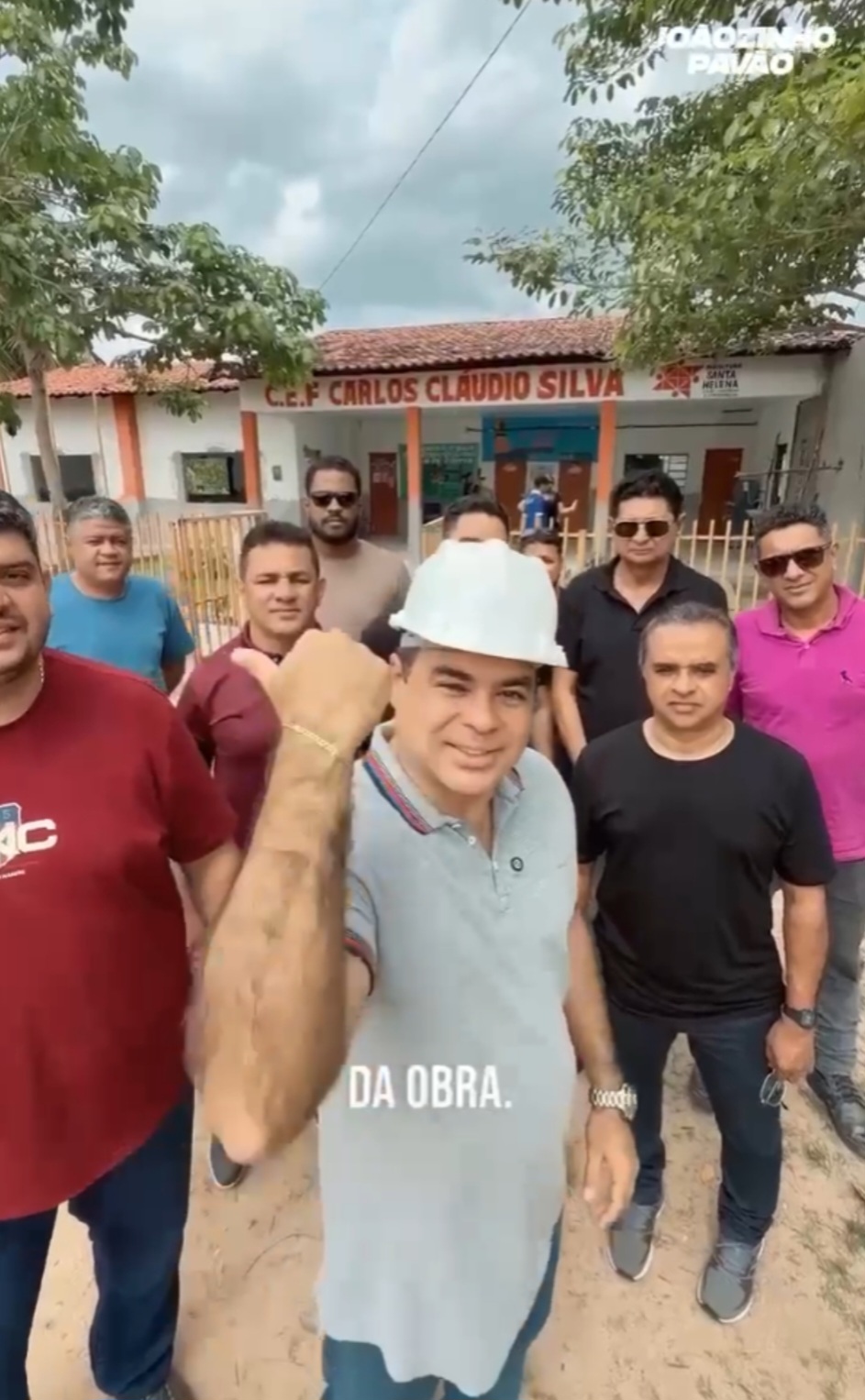 Leia mais sobre o artigo 📰📚 *Joãozinho Pavão vistoriou escolas em construção no padrão MEC e anunciou o pagamento do abono do Fundeb, reforçando o maior investimento em educação da história de Santa Helena.* ✅🏫