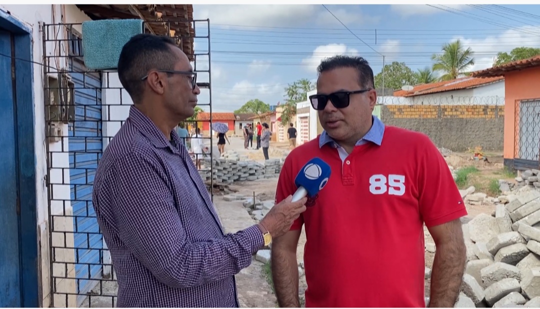Leia mais sobre o artigo *Décadas de descaso resolvidas em uma gestão: drenagem e pavimentação calam críticos em Santa Helena.*