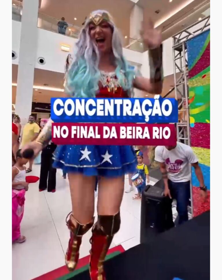 Leia mais sobre o artigo ✨🎭 *Hoje é dia de folia para as crianças em Santa Helena, com um Carnaval marcado por alegria, inclusão e diversão para todas as idades.* *A gestão do Prefeito Joãozinho Pavão garante uma festa que cria memórias felizes e fortalece a cultura do município.* 🎉💙