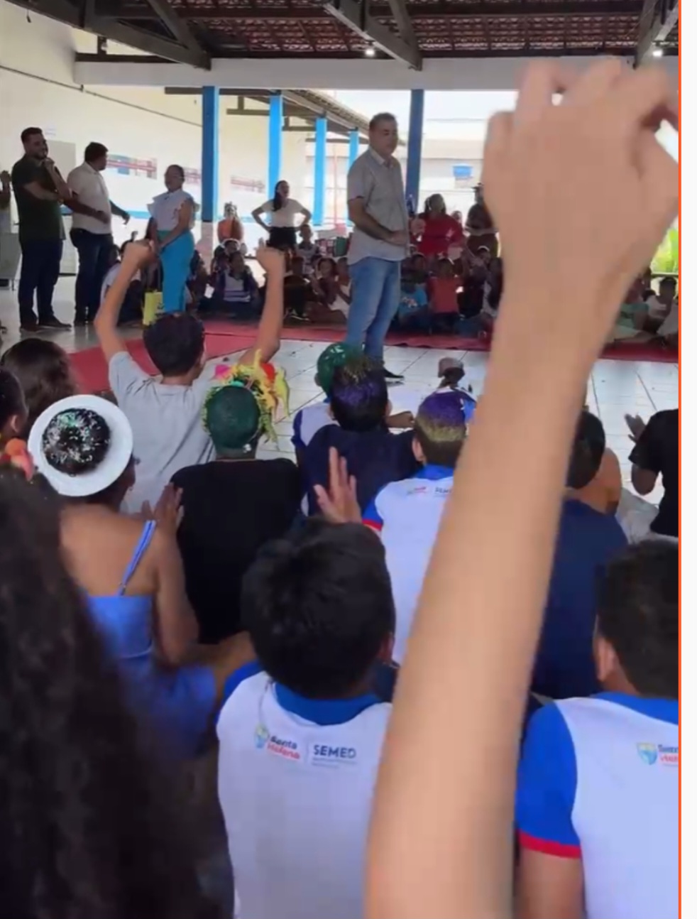 Leia mais sobre o artigo *Gestão Joãozinho Pavão — Compromisso com a educação, o esporte e o futuro de Santa Helena. Reforma da Escola e do Ginásio Poliesportivo Maria Tereza é mais uma promessa do dia das crianças sendo cumprida.*