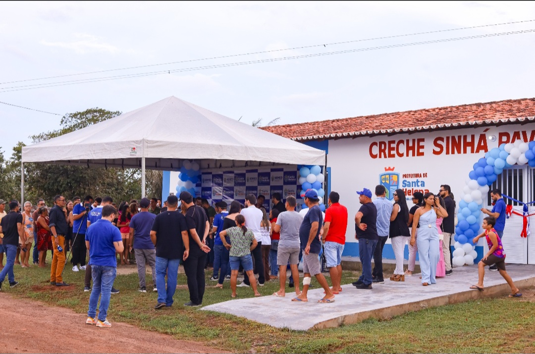 Leia mais sobre o artigo *Joãozinho Pavão inaugura creche “Sinhá Pavão” no povoado Curral Velho e reforça marca de gestão nas ruas*