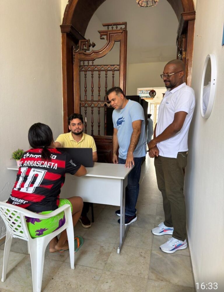 Leia mais sobre o artigo *Joãozinho Pavão visita Casa de Apoio em São Luís e reforça cuidado com pacientes de Santa Helena*  *Durante agenda em São Luís, o prefeito Joãozinho Pavão visitou a Casa de Apoio que acolhe pacientes de Santa Helena em tratamento na capital.*