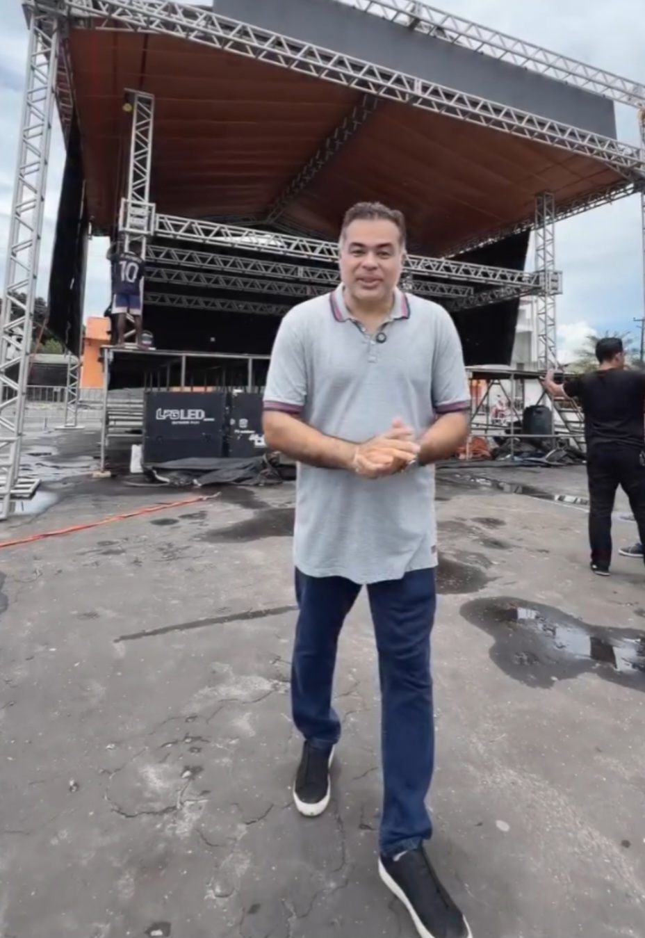 No momento, você está visualizando *Prefeito Joãozinho Pavão convida!* ✨  *Domingo de Ramos com fé, cultura e muita emoção nas ruas e no Rio Turiaçu, R$ 26.000,00 em prêmios e grandes shows.*  🌿 *Vamos juntos celebrar nossa tradição!* 🎉