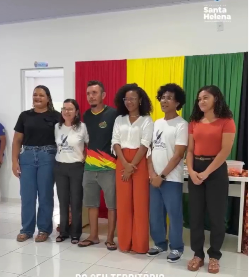 Leia mais sobre o artigo 🎓 *LICENCIATURA QUILOMBOLA EM SANTA HELENA!* ✊✨  ✨ *Gestão do prefeito Joãozinho Pavão fortalece a educação e valoriza as comunidades quilombolas em Santa Helena.*