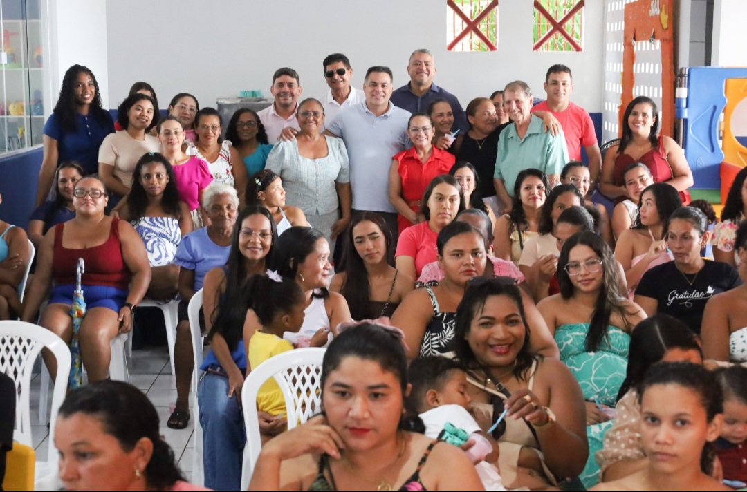 Leia mais sobre o artigo *Com emoção e carinho, Joãozinho Pavão percorre escolas de Santa Helena em homenagens especiais pelo Dia das Mães*