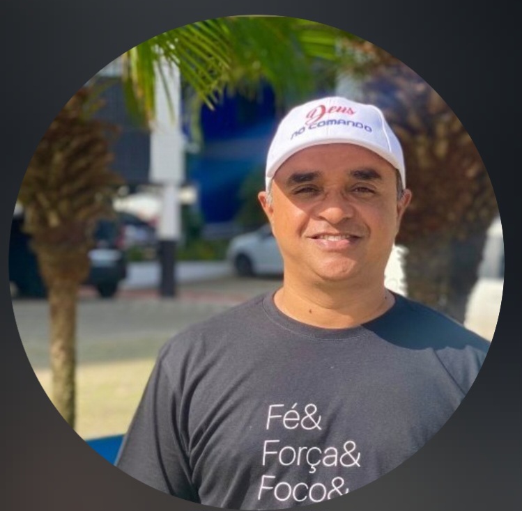 Leia mais sobre o artigo *Parabéns ao Renato Souza, Chefe de Gabinete, por mais um ano de vida. Que Deus abençoe este novo ciclo com saúde, paz, sabedoria e muitas realizações!*