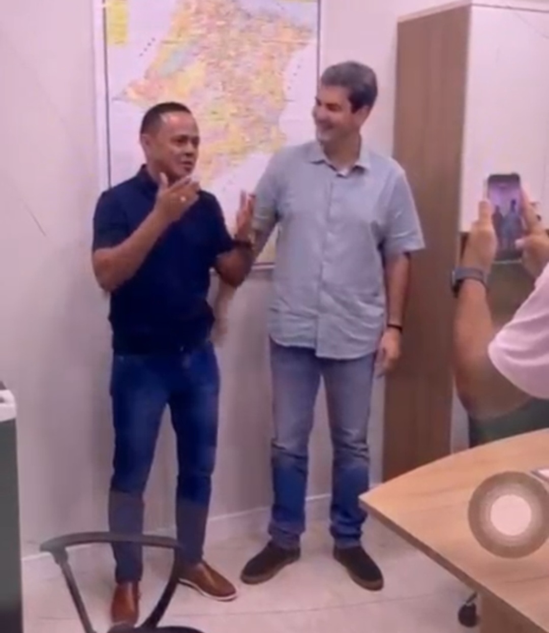 Leia mais sobre o artigo *Ligado politicamente a Hemetério Weba e Pedro Lucas Fernandes, aliados do governador Carlos Brandão, Josinaldo Moraes protagoniza uma reviravolta política ao se alinhar ao projeto de Braide.*
