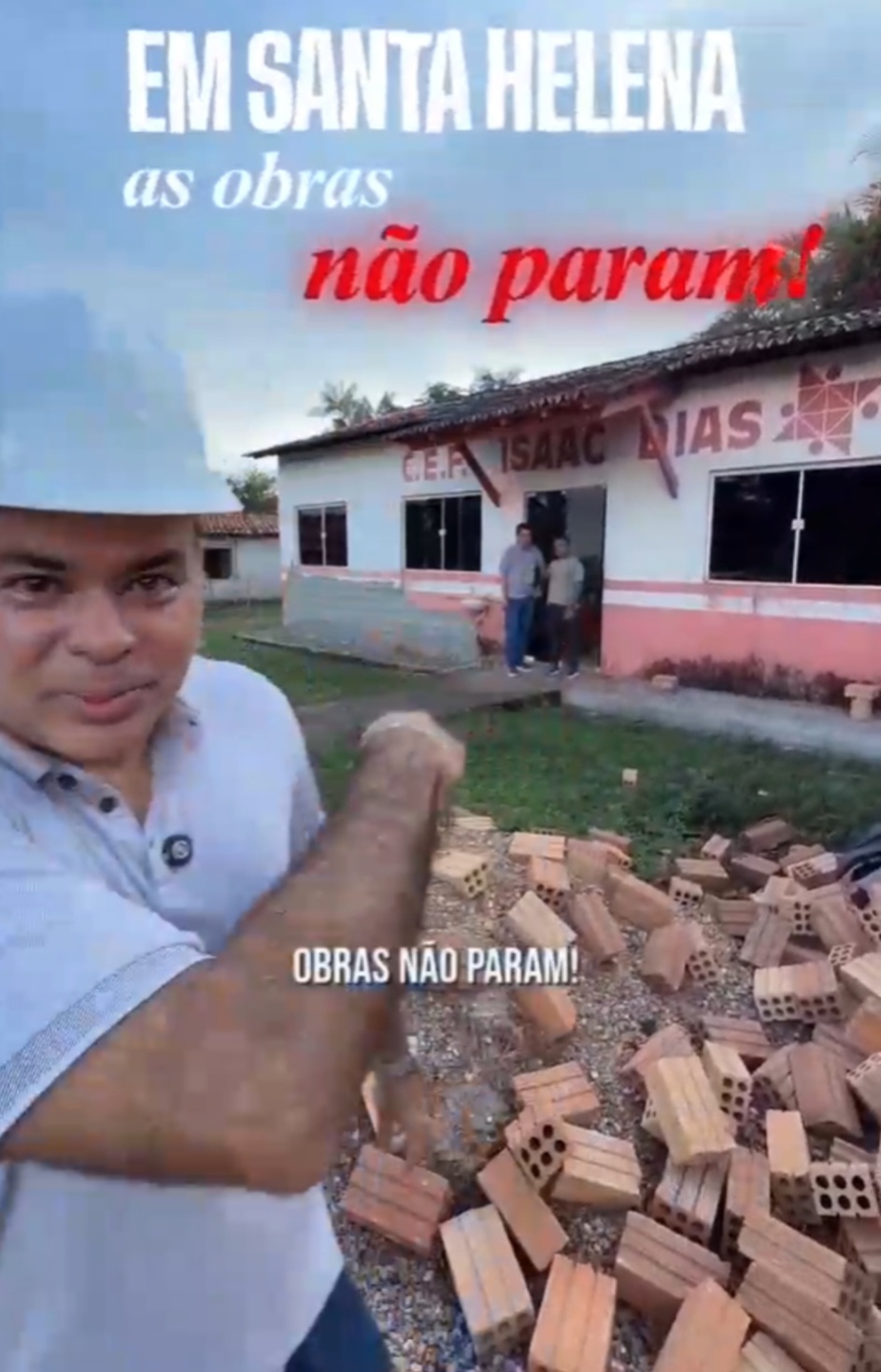 Leia mais sobre o artigo *Joãozinho Pavão acompanha obras no Novo Horizonte e acelera modernização do C.E.F. Isaac Dias*  *Quem governa ao lado do povo faz as obras acontecerem. Em Santa Helena, ninguém fica para trás.”*