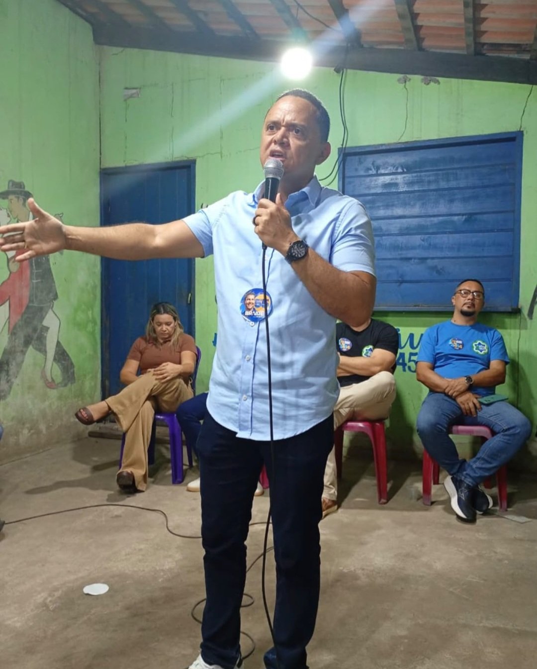Leia mais sobre o artigo *Oposição em Santa Helena perde força: reunião de josinaldo no antigo Bairro das 40 termina em clima de desânimo e esvaziamento*