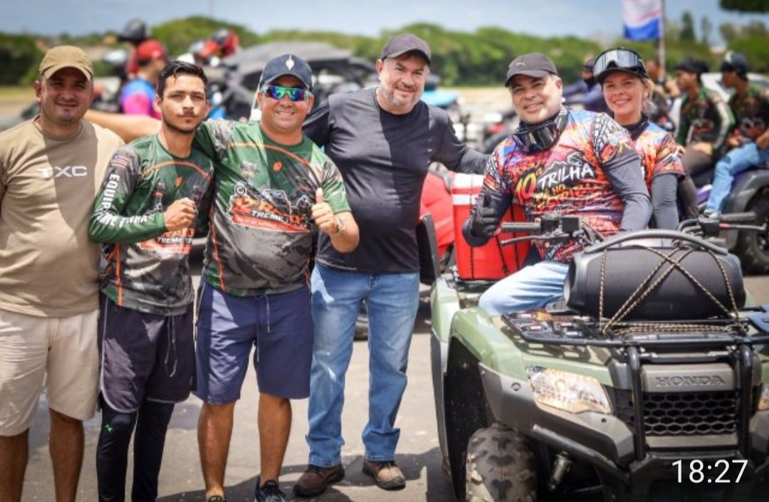 Leia mais sobre o artigo *Santa Helena na rota da aventura:*   *A 10ª Trilha Pé no Estribo reúne motos, quadriciclos e aventureiros em um grande encontro de adrenalina, emoção e natureza.*